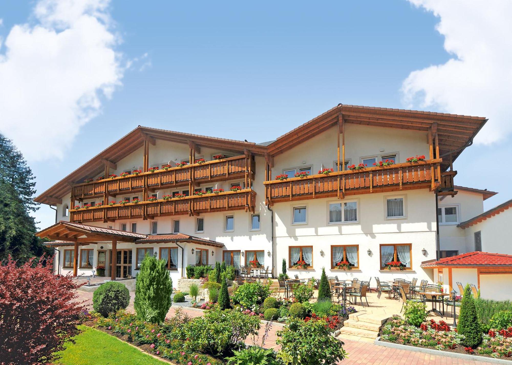 Dr Lohbeck Privathotel Sonne Baiersbronn Exterior photo